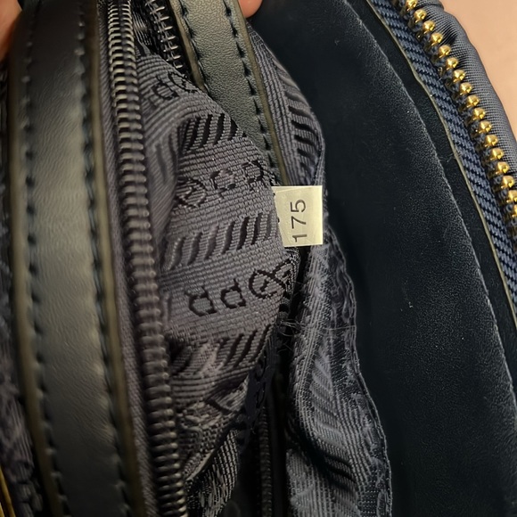 <PRADA> Gaufre handbag - Picture 6 of 6